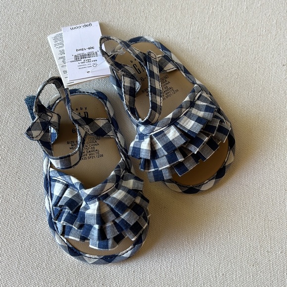 NWT Baby Gingham Sandals Size 3 (6-12months) - Picture 2 of 7